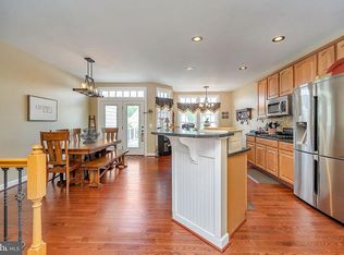 1031 Hotchkiss Pl, Fredericksburg, VA 22401