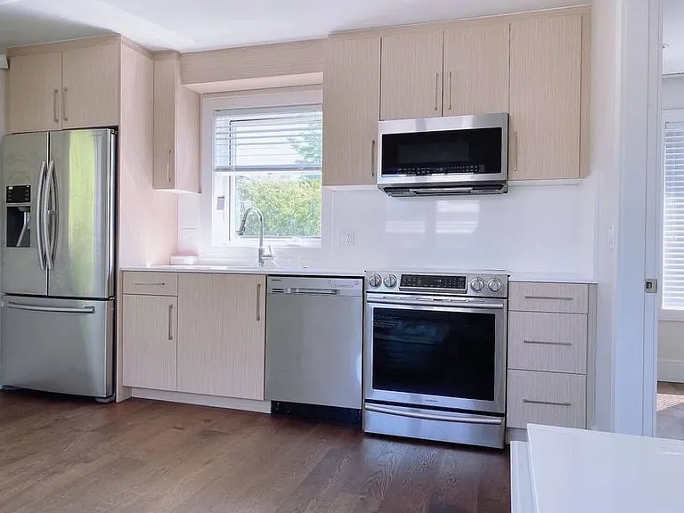 5000 Carnarvon St — Photo 1
