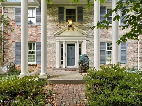 114 Blankenbaker Ln, Indian Hills, KY 40207