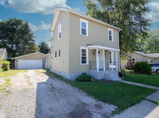 210 Joles St, Sandwich, IL 60548