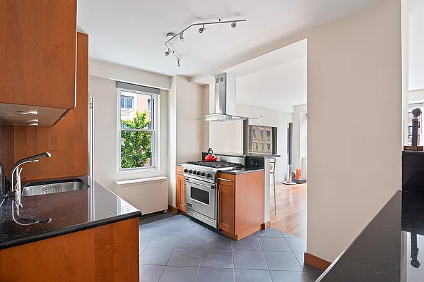 Rented by Corcoran | media 26