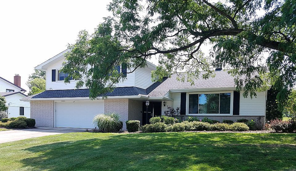 1st image of 25276 Cardington Dr
