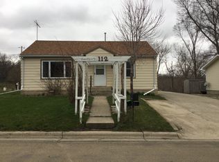112 McArthur Dr, Albert Lea, MN 56007