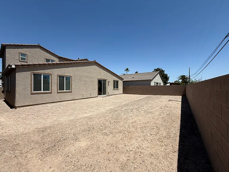 4185 Paragon Crest Ct — Photo 33