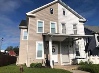 112 Railroad St, Etters, PA 17319