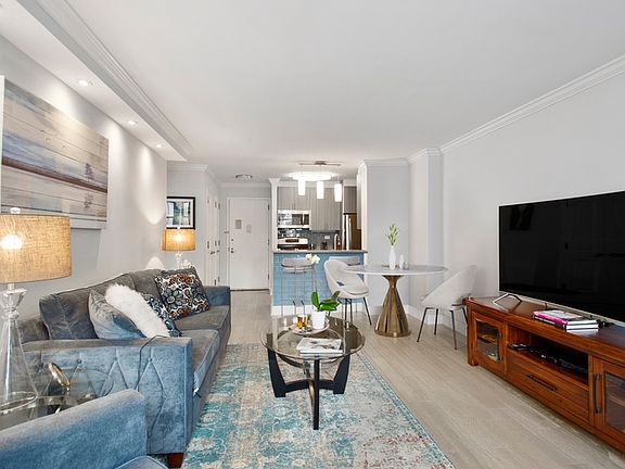 2nd image of 350 E 82nd St APT 5G