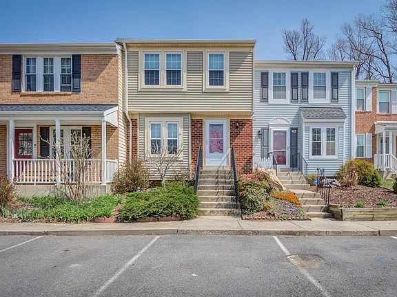 2nd image of 45 Cross Laurel Ct