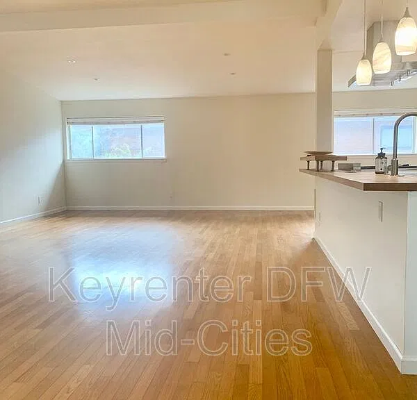 501 Nottingham Dr — Photo 14