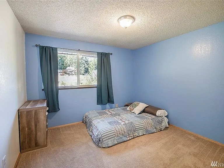 17050 Finley Rd NE — Photo 16