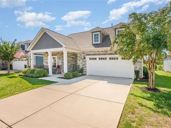 1124 Hudson Dr, Mebane, NC 27302