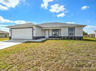 9004 Meadow Ct, Labelle, FL 33935