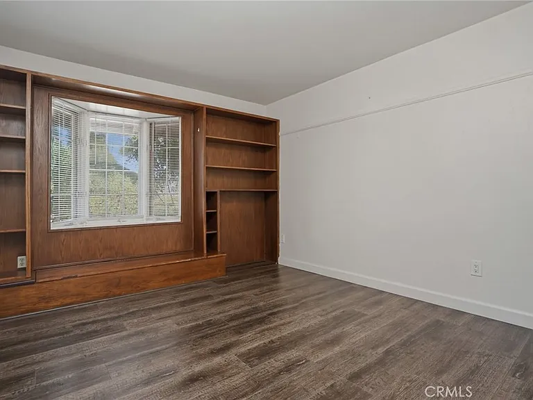 16682 Oakhurst Cir — Photo 31
