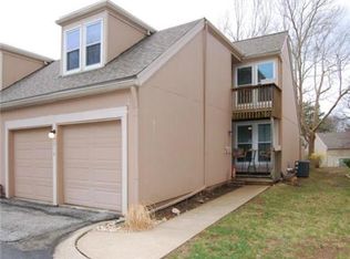 7918 Halsey St, Lenexa, KS 66215