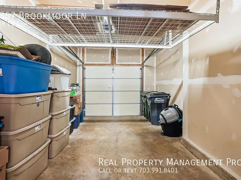 2357 Brookmoor Ln — Photo 19