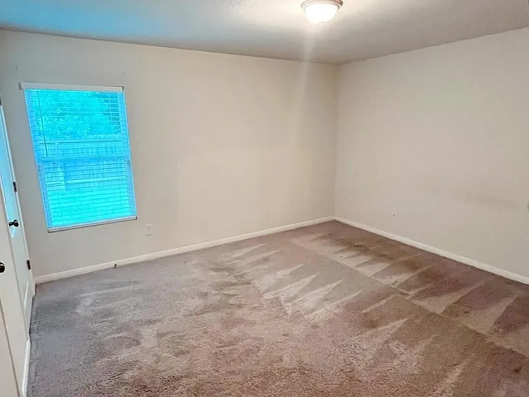 15717 Del Norte Dr — Photo 15