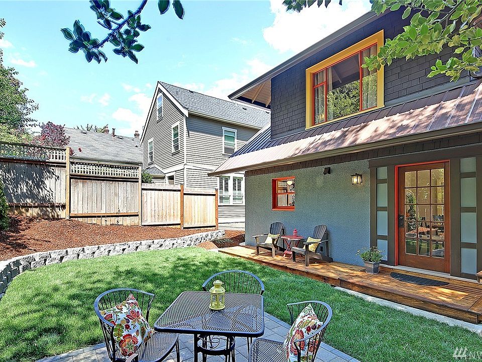 2nd image of 709 19th Ave