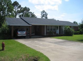 626 Whatley Dr, Ashburn, GA 31714