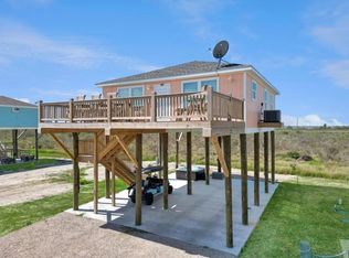 1103 Waco, Gilchrist, TX 77617