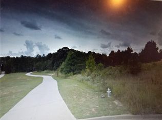 615 Tranquil Ct, Fayetteville, GA 30215