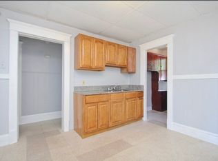 229-229 College St #231, Springfield, MA 01109