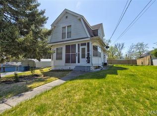 3101 Edgewood Ave, Alton, IL 62002