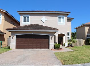 8731 SW 203rd St, Cutler Bay, FL 33189