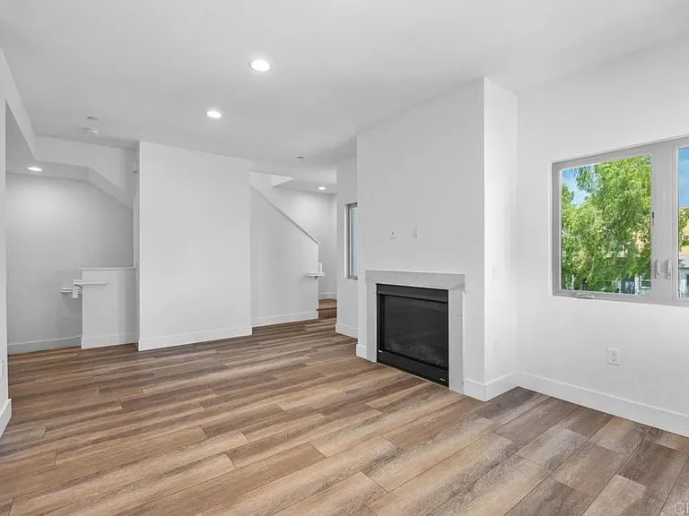 4410 Gresham St — Photo 31
