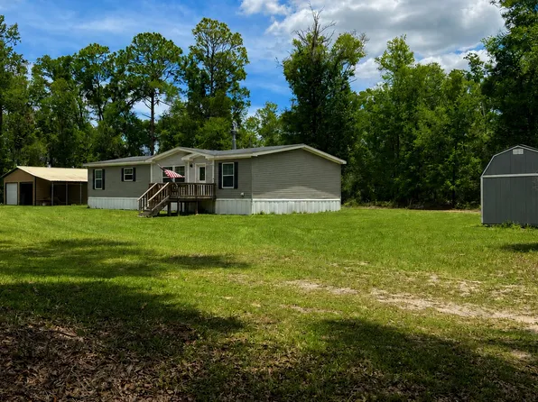 139 SW Burgundy Ln, Fort White, FL 32038