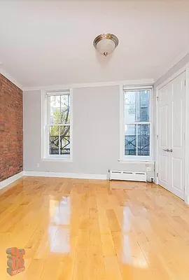 Rented by REAL New York | media 9