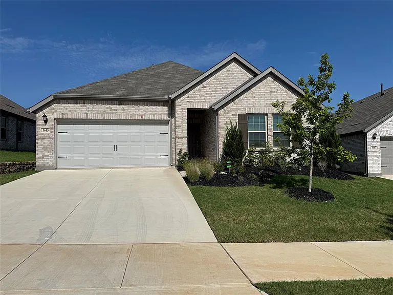 3613 Monte Carlo Ln — Photo 1