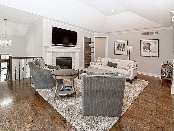 4th image of 4008 Creekside Pointe