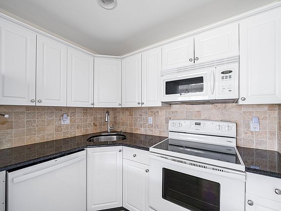3rd image of 2455 NE 51st Street #E102