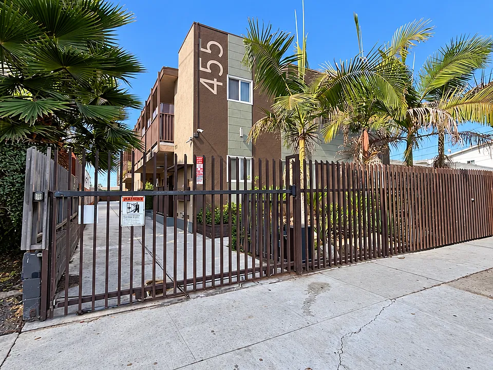 455 Edgewood St #5