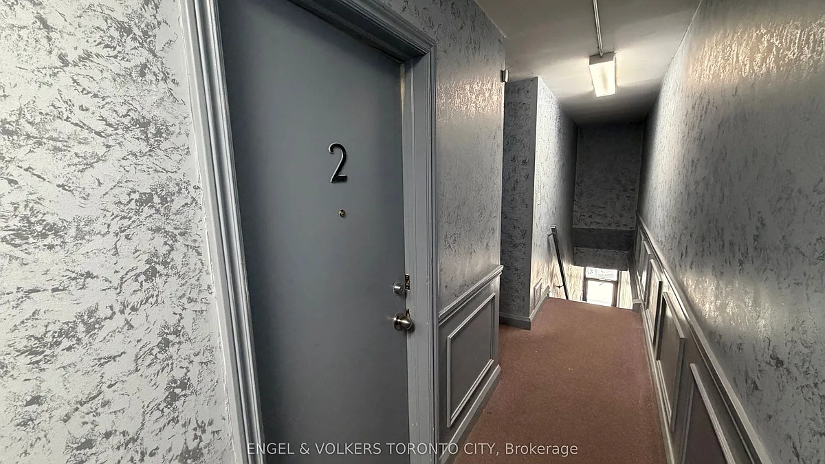 Building Photo - 15191 Yonge St #2