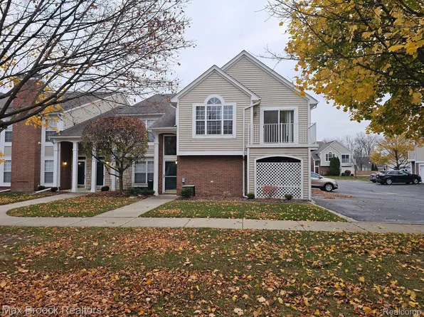 4257 Berkshire Dr, Sterling Heights, MI 48314