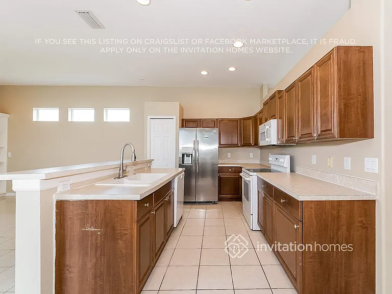 5407 Lexington Dr — Photo 6