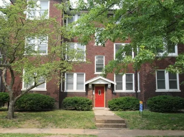735 Interdrive, Saint Louis, MO