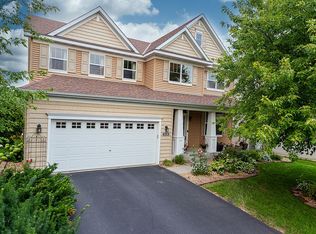 9230 Ellendale Ln, Chanhassen, MN 55317