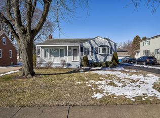 15932 School St, South Holland, IL 60473