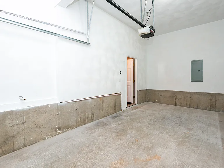 40 Rosewood Dr #40 — Photo 49