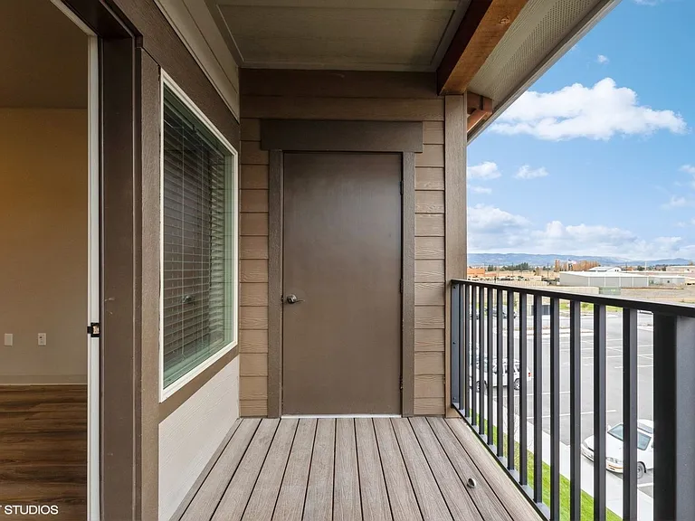 1920 Jefferson Blvd #207-C — Photo 15