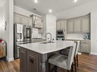 222 Oakcrest Dr, Justin, TX 76247