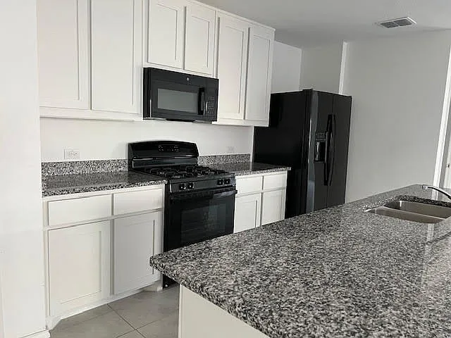 1117 Loblolly Ln — Photo 12