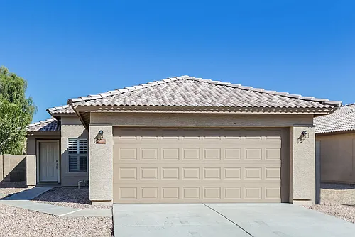 10898 W Alvarado Rd Photo 1