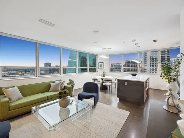 511 N Akard St APT 1501, Dallas, TX 75201