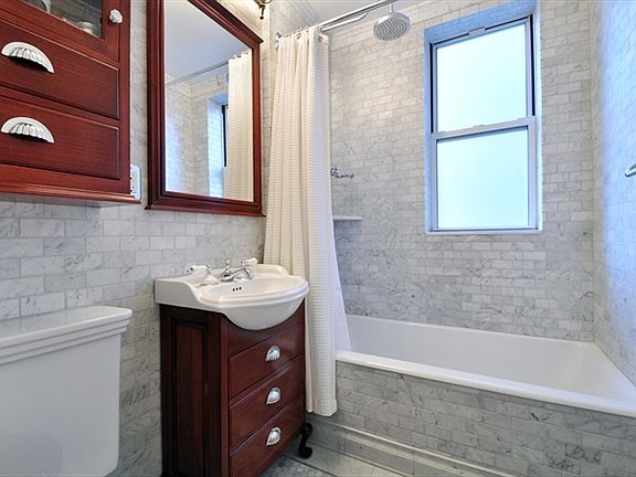 4th image of 108 E 91st St APT 8D