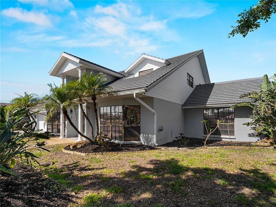 1st image of 318 OAKWOOD CIRCLE