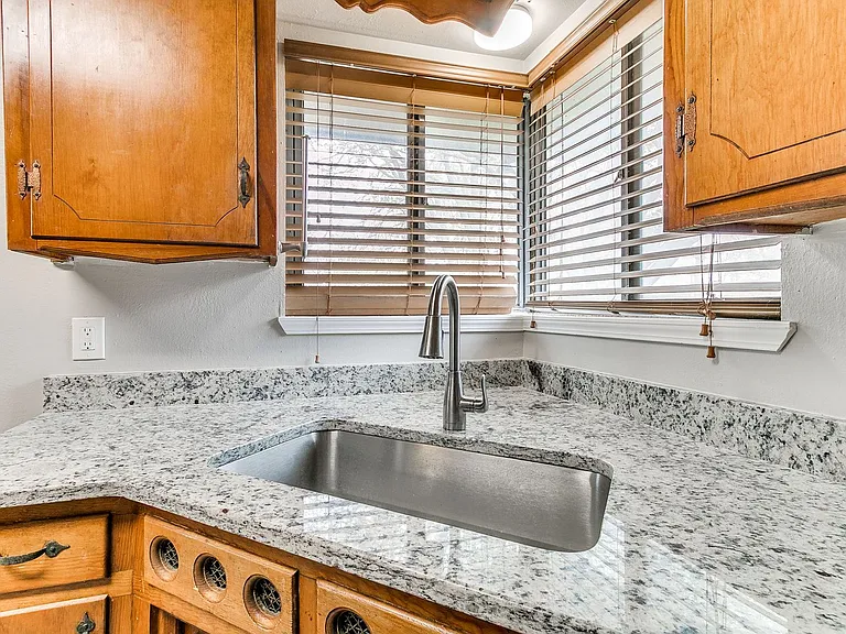 721 E Bouse Dr — Photo 21