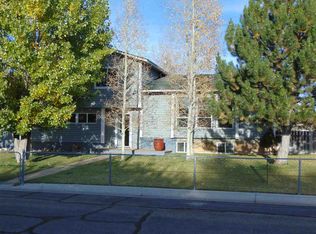 126 Independence Dr, Evanston, WY 82930