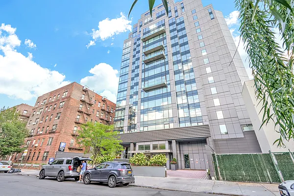 Sold by Mitra Hakimi Realty Group, LLC | media 22